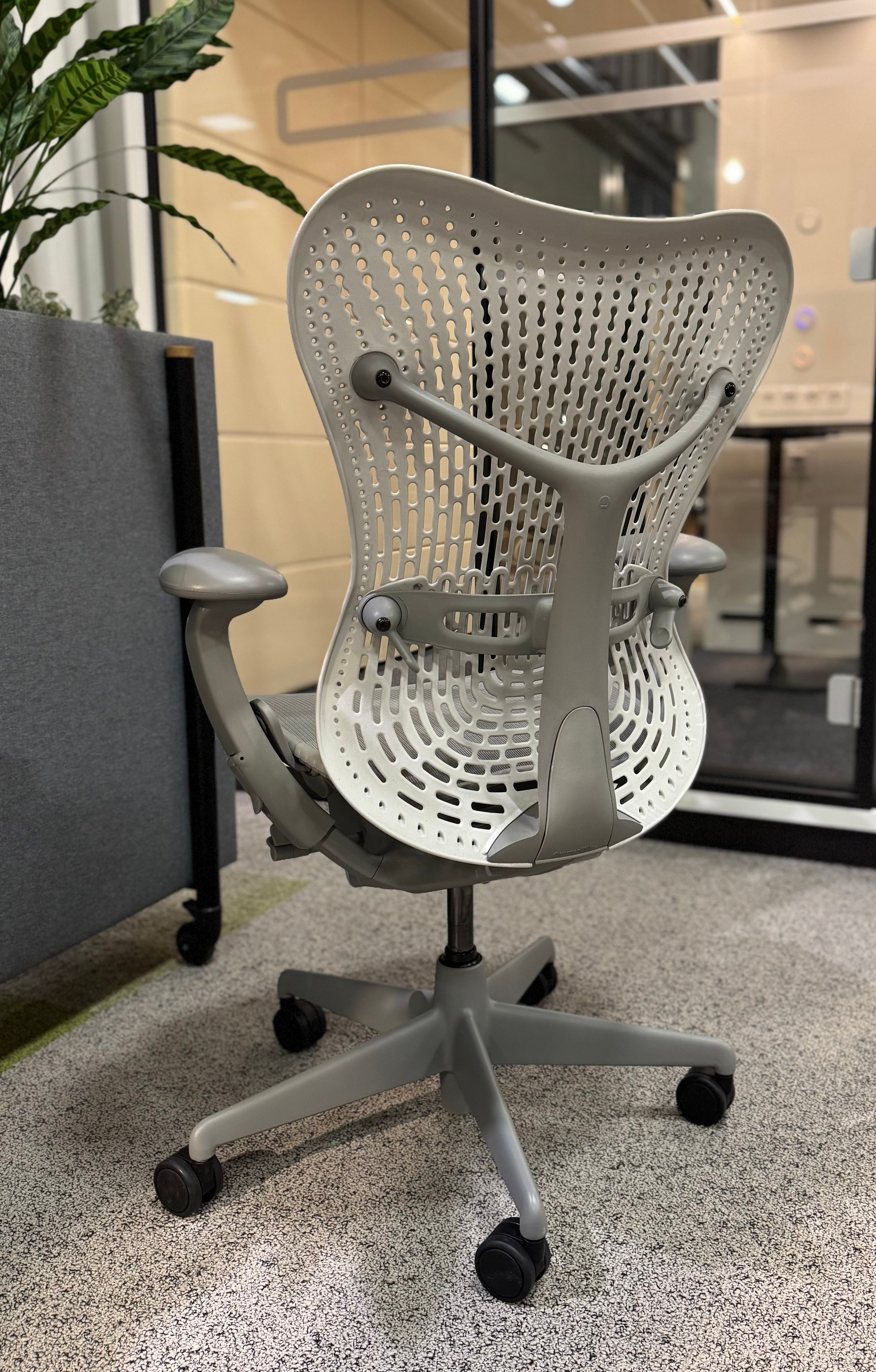 Refurbished Herman Miller Mirra 1 Alpine