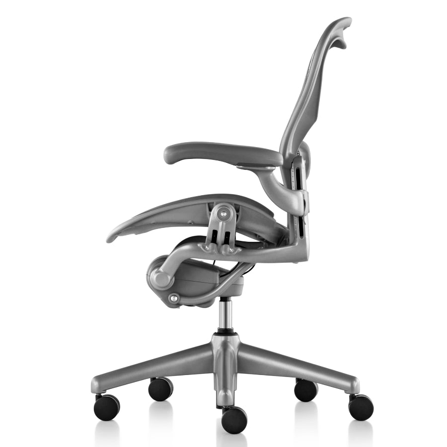 Refurbished Herman Miller Aeron Chair Classic (Titanium)